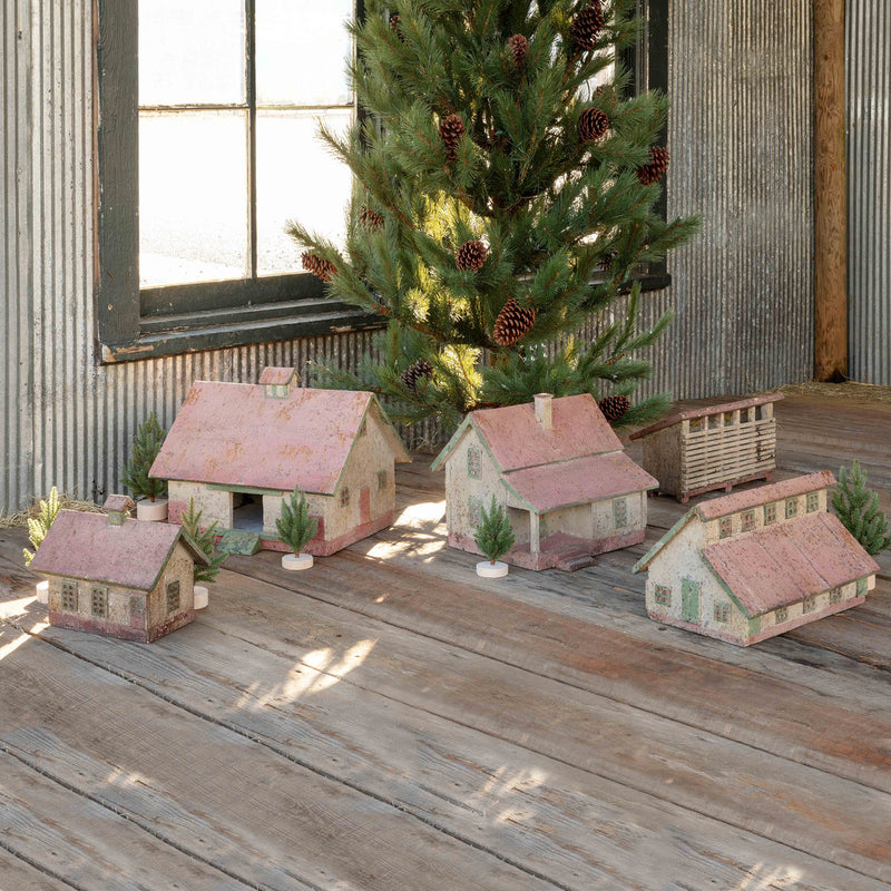 Lovecup Barnyard Buildings Diorama