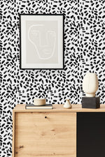 Black Water Colored Spots Wallpaper