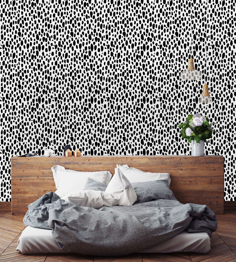 Abstract Black and White Spots Wallpaper