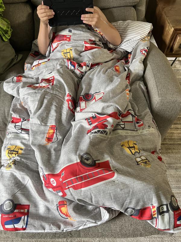 Fire Truck 7-Pound Weighted Blanket Set